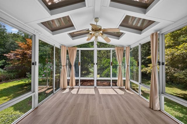24 Railroad Ave, Taunton, MA 02780