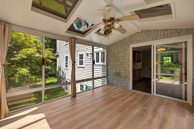 24 Railroad Ave, Taunton, MA 02780