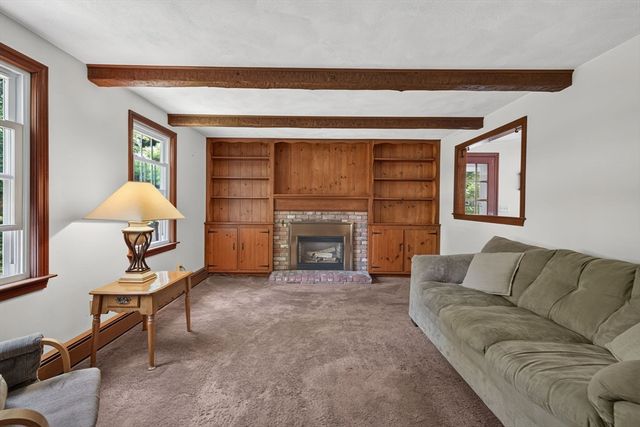 24 Railroad Ave, Taunton, MA 02780