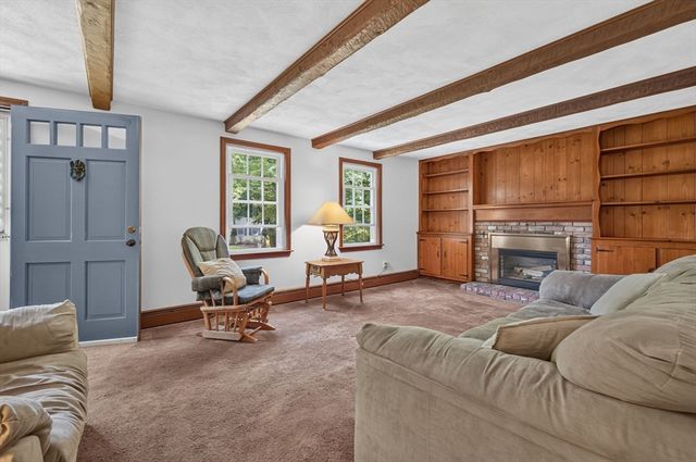 24 Railroad Ave, Taunton, MA 02780