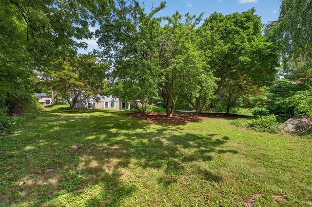 24 Railroad Ave, Taunton, MA 02780