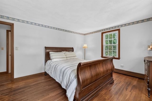 24 Railroad Ave, Taunton, MA 02780