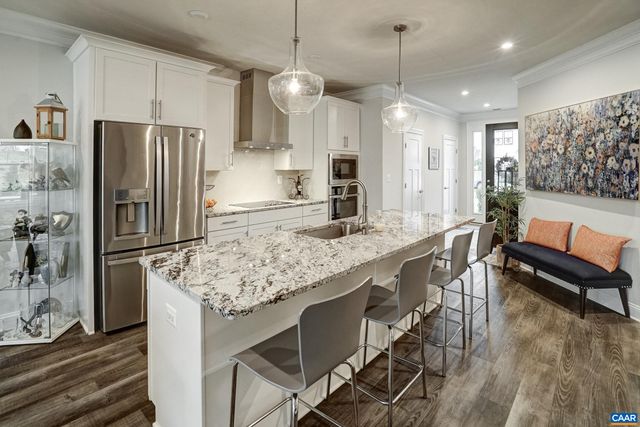 2024 DUNWOOD DR, Crozet, VA 22932