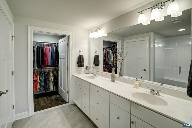 2024 DUNWOOD DR, Crozet, VA 22932