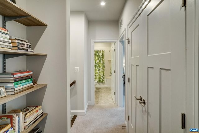 2024 DUNWOOD DR, Crozet, VA 22932