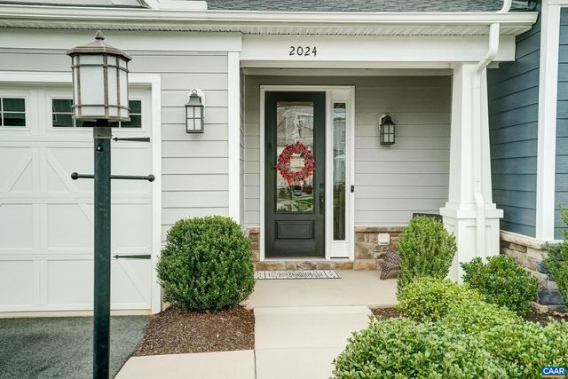 2024 DUNWOOD DR, Crozet, VA 22932