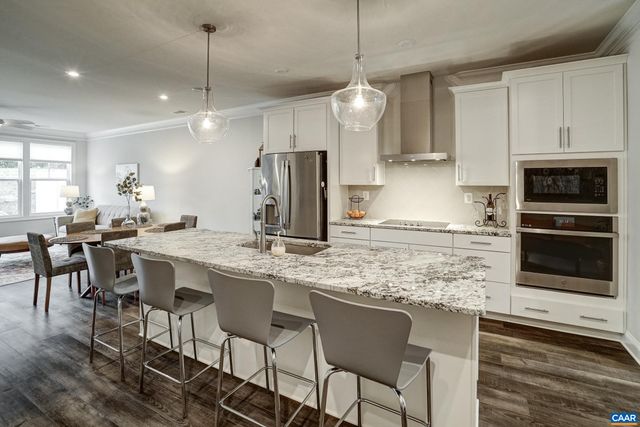 2024 DUNWOOD DR, Crozet, VA 22932