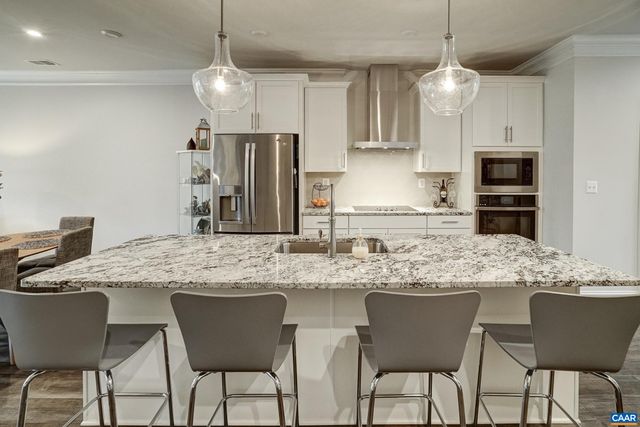 2024 DUNWOOD DR, Crozet, VA 22932