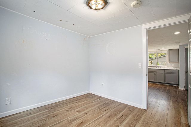 457 S Burr Oak Road, Colon Vllg, MI 49040