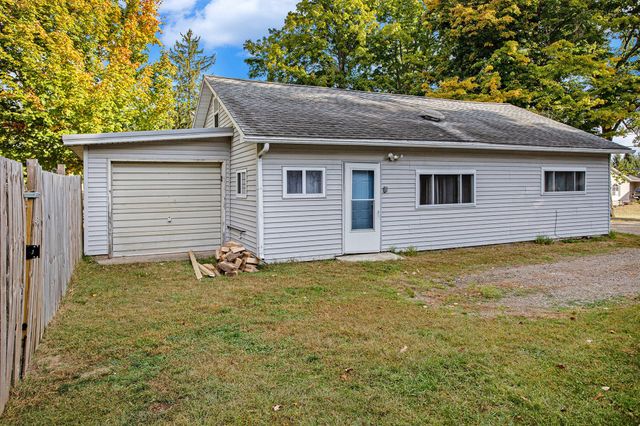 457 S Burr Oak Road, Colon Vllg, MI 49040