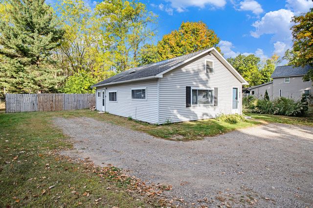 457 S Burr Oak Road, Colon Vllg, MI 49040