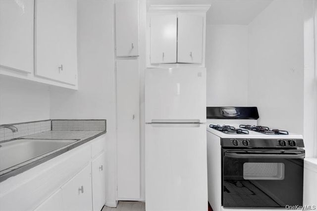 4295 Webster 3K, Bronx, NY 10470