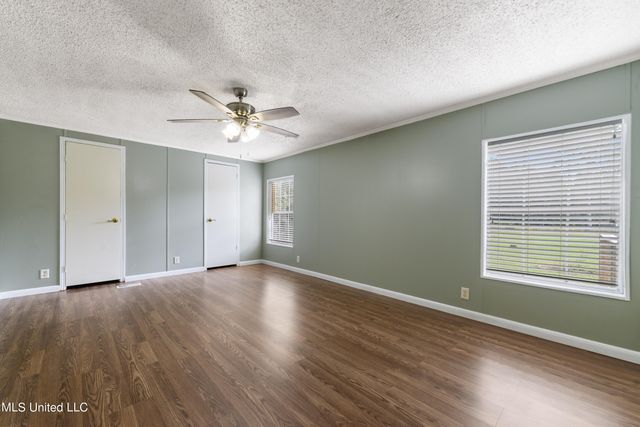 15439 Old Highway 15, D'iberville, MS 39540
