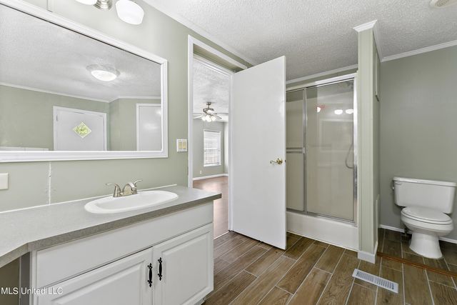 15439 Old Highway 15, D'iberville, MS 39540