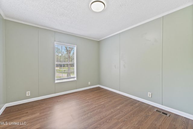 15439 Old Highway 15, D'iberville, MS 39540