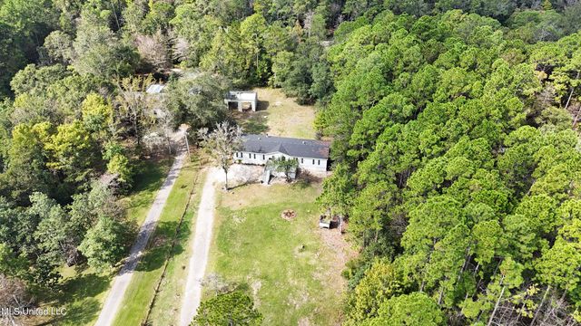 15439 Old Highway 15, D'iberville, MS 39540