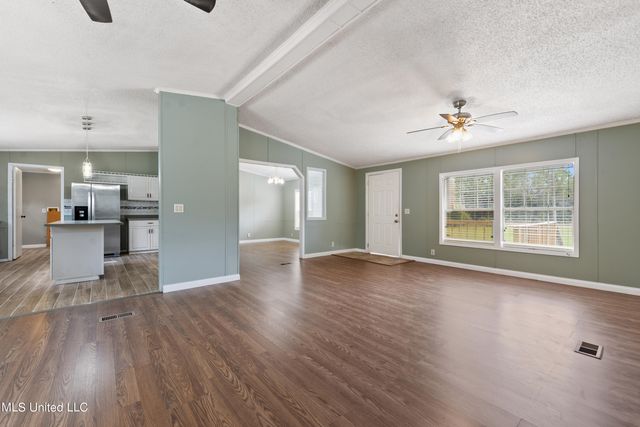 15439 Old Highway 15, D'iberville, MS 39540