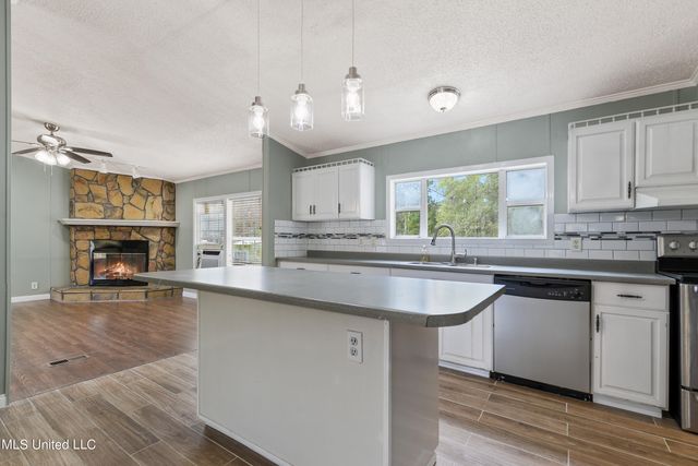 15439 Old Highway 15, D'iberville, MS 39540