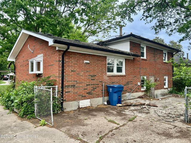 7405 Beahl Blvd, Louisville, KY 40258