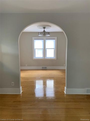 1307 Davis Avenue, Birmingham, MI 48009