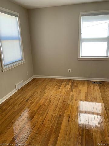 1307 Davis Avenue, Birmingham, MI 48009