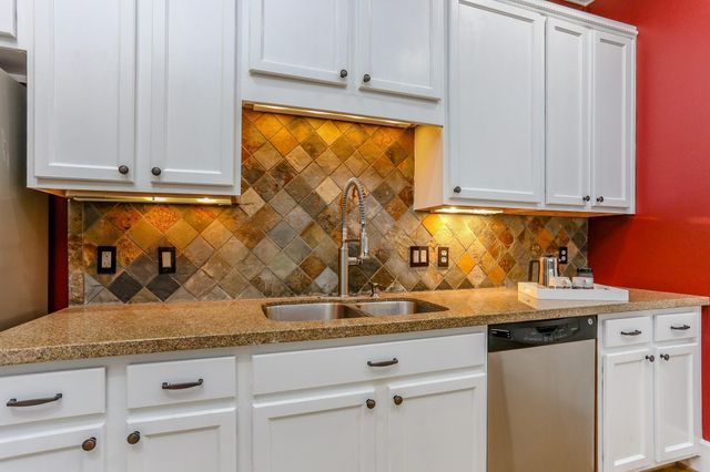 306 Enid Street A, Houston, TX 77009