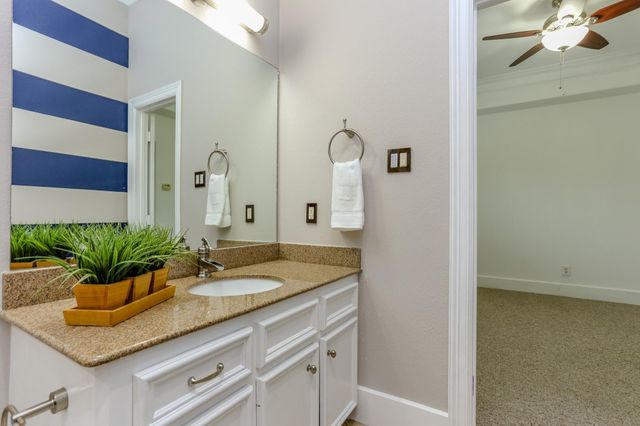 306 Enid Street A, Houston, TX 77009