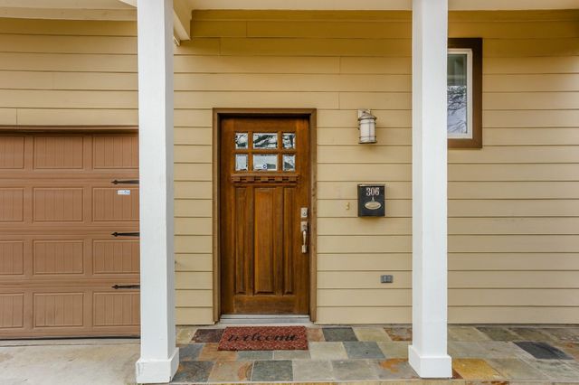 306 Enid Street A, Houston, TX 77009