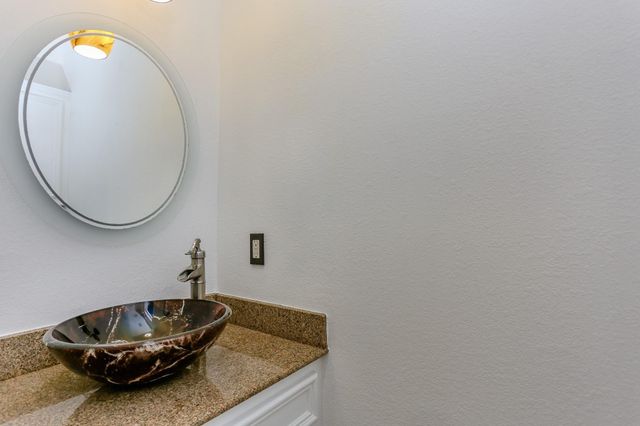 306 Enid Street A, Houston, TX 77009