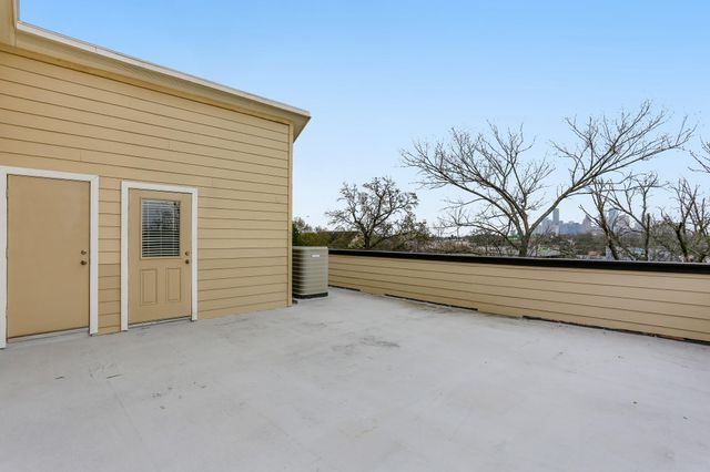 306 Enid Street A, Houston, TX 77009