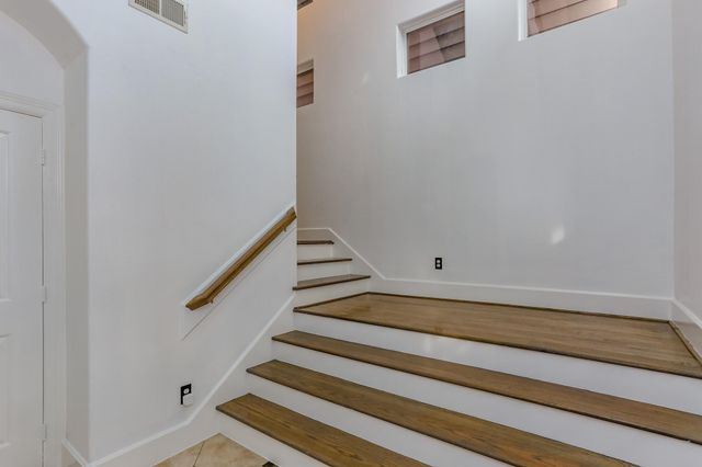 306 Enid Street A, Houston, TX 77009