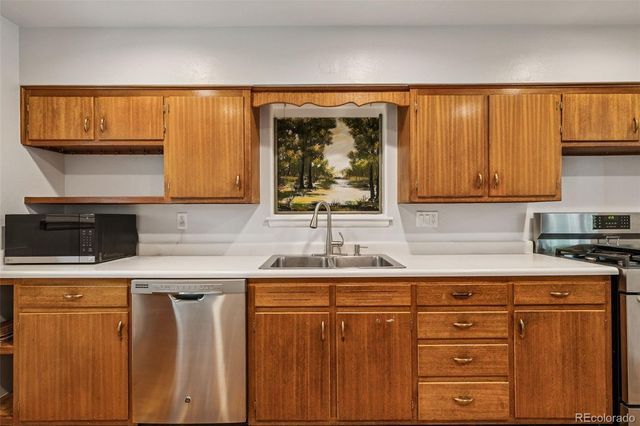 18 N Garland Avenue, Colorado Springs, CO 80909
