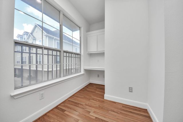 3001 Murworth Drive 904, Houston, TX 77025