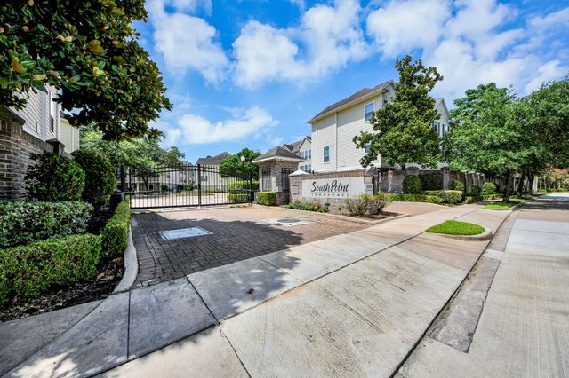 3001 Murworth Drive 904, Houston, TX 77025