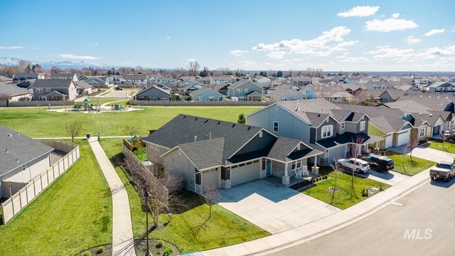 3094 N Greengate Way, Star, ID 83669
