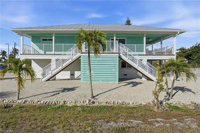 170 Redfish RD, Fort Myers Beach, FL 33931