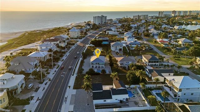 170 Redfish RD, Fort Myers Beach, FL 33931