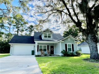 1016 Pine Street, Darien, GA 31305