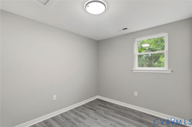 124 S Little Church St, Petersburg, VA 23803