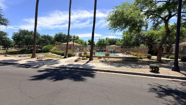1567 S Avocet Street, Gilbert, AZ 85296