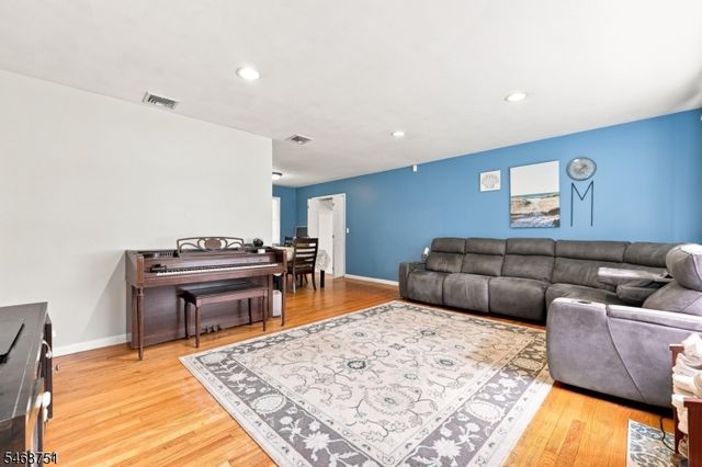 76 Page Dr, Oakland Boro, NJ 07436