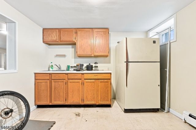 76 Page Dr, Oakland Boro, NJ 07436
