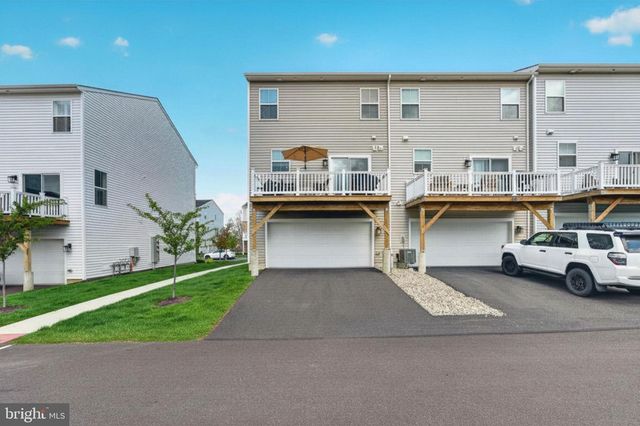 4825 FRANKLIN CIR, Pipersville, PA 18947