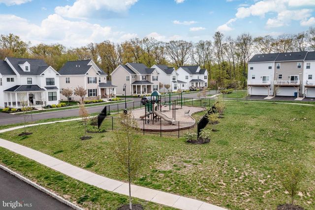 4825 FRANKLIN CIR, Pipersville, PA 18947