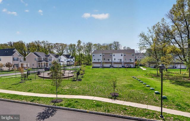 4825 FRANKLIN CIR, Pipersville, PA 18947