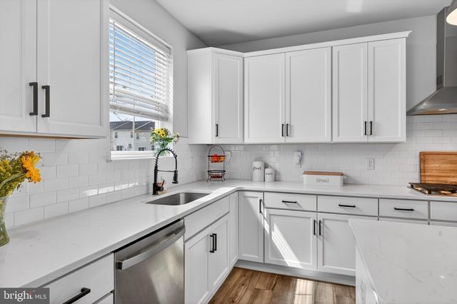 4825 FRANKLIN CIR, Pipersville, PA 18947