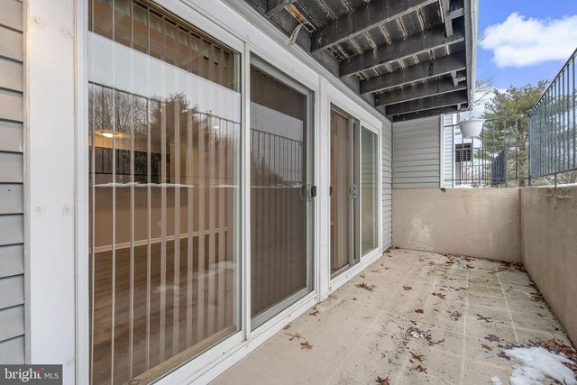 151 KENWOOD DR, Sicklerville, NJ 08081