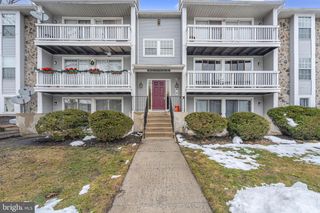 151 KENWOOD DR, Sicklerville, NJ 08081