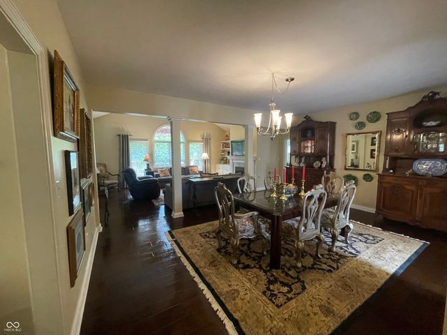 15524 Mission Hills Drive, Carmel, IN 46033