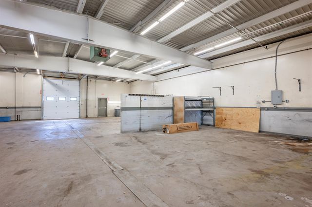 800 Gold Street, Manchester, NH 03103